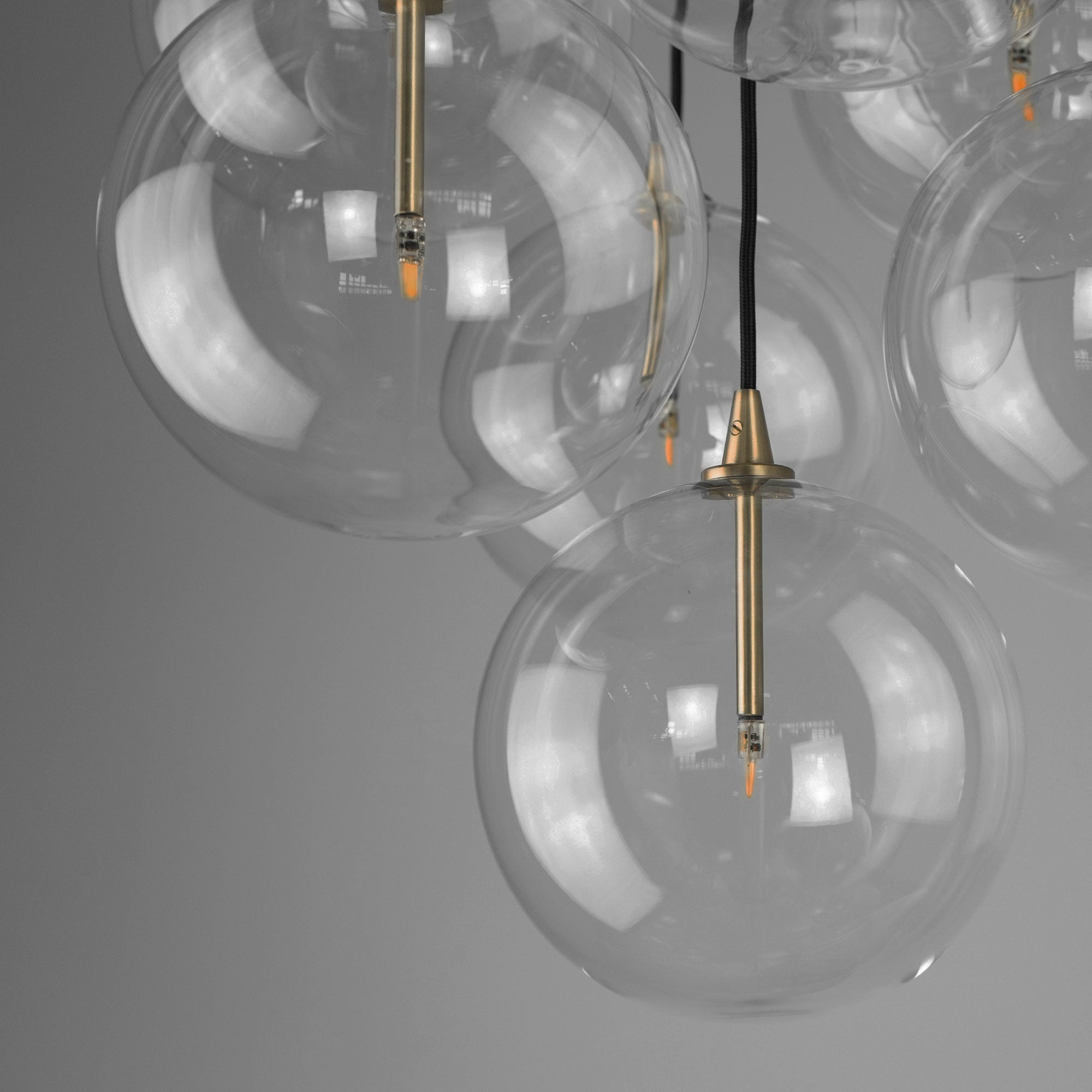 Schwung Cluster Transparent Globe Chandelier 13 Lights